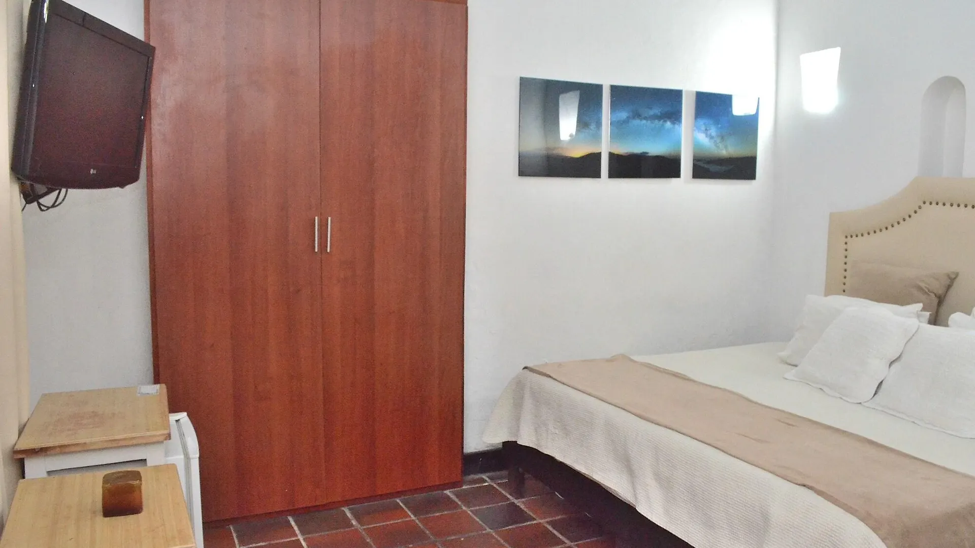 Hotel Puertas De Cartagena