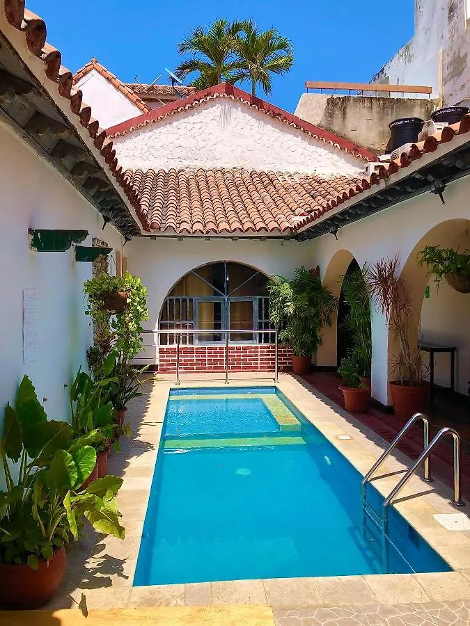 Hotel Puertas De Cartagena 3*,